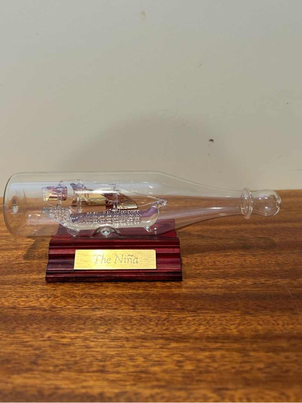 Mayflower? "The Niña" ship in the bottle
